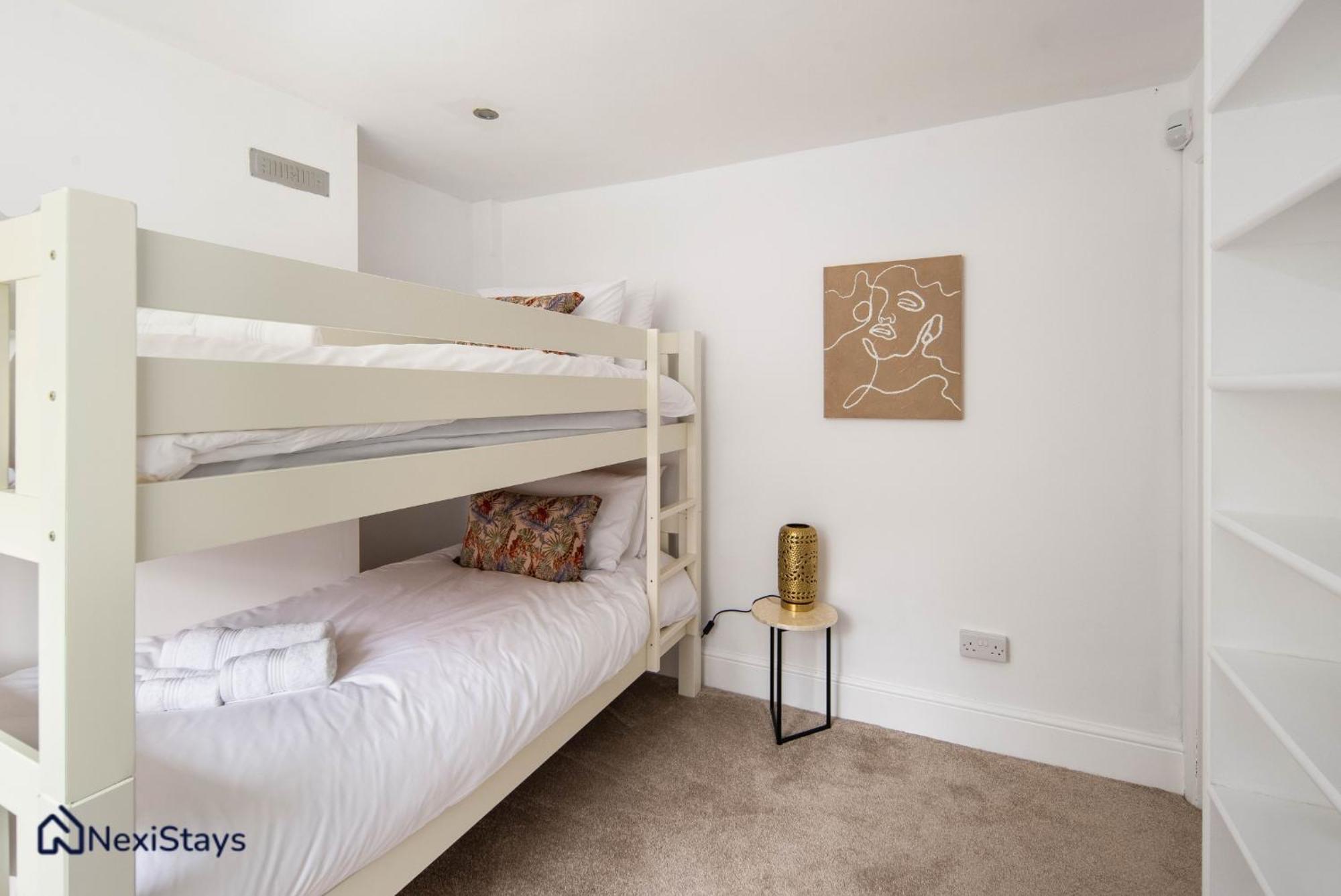Apartmán 10 Mins Walk To The Oval, The Kennington Retreat Londýn Exteriér fotografie